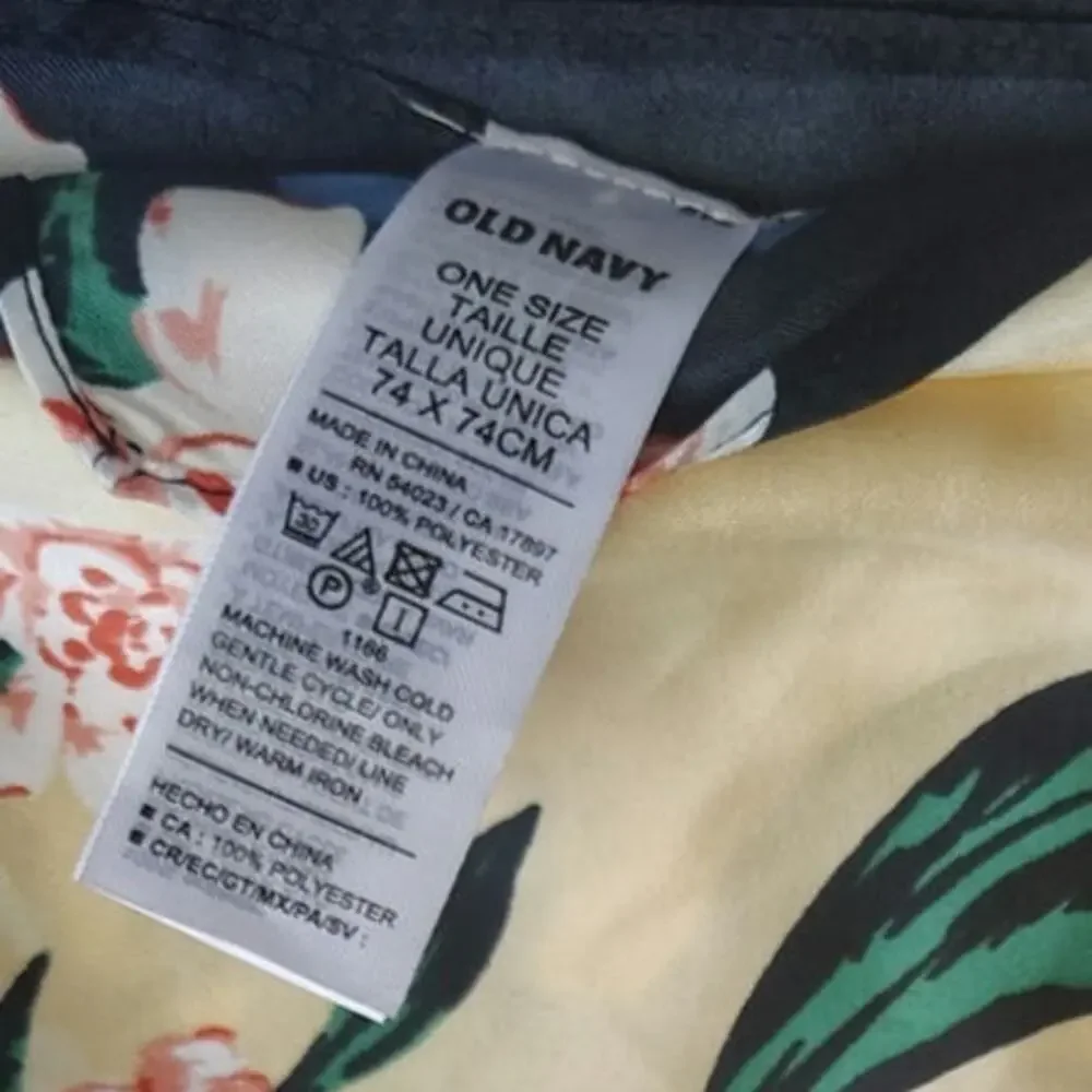 Old Navy Small Square Scarf Floral Tropical Print Neck Tie Lightweight Retro